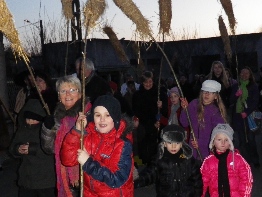 Défilé vers le feu